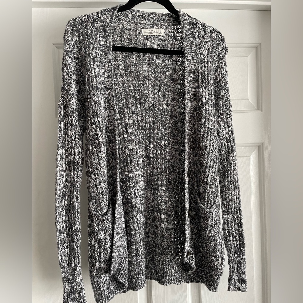 A&F Grey and White Cardigan